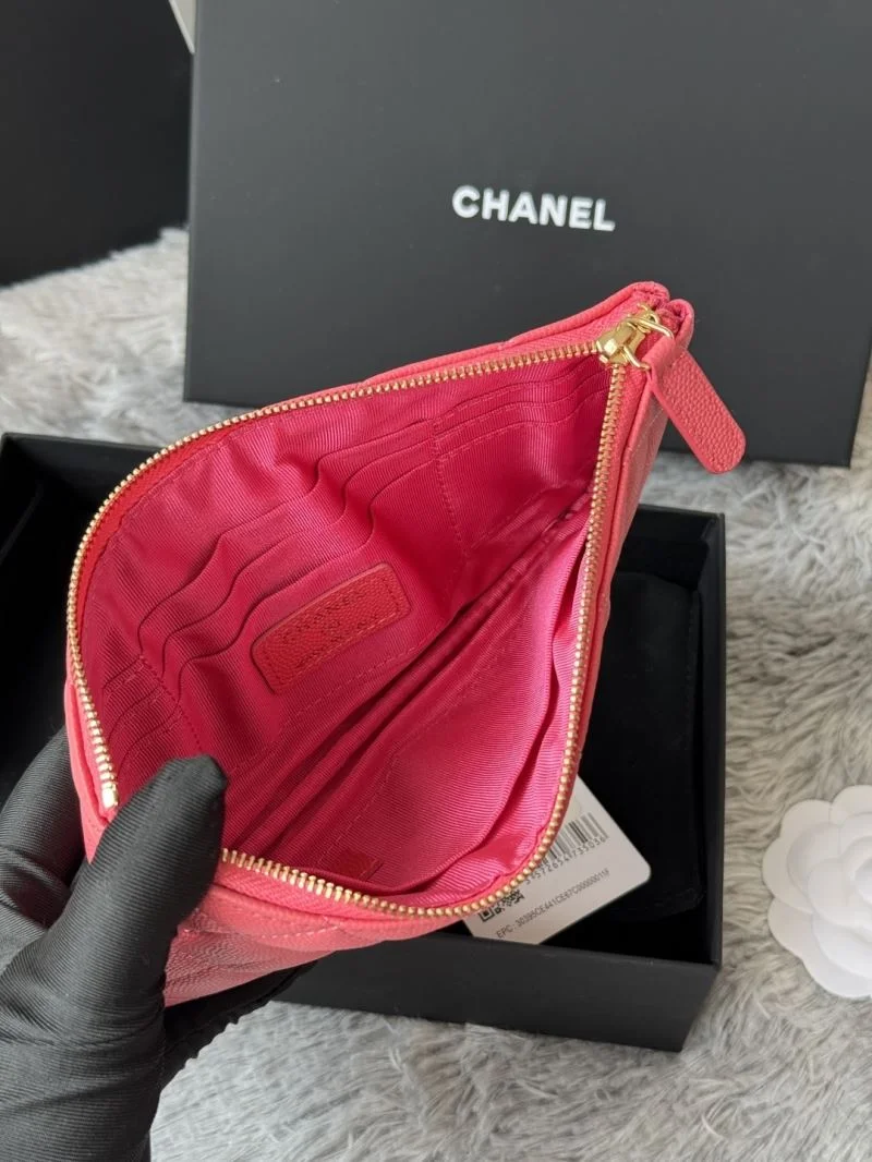 Bold Chanel Wallets Purse 52387