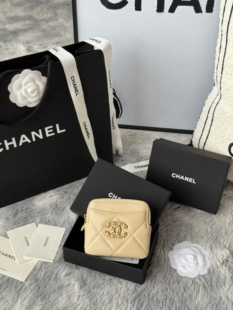 Chanel Wallets Purse Lightweight 52307
