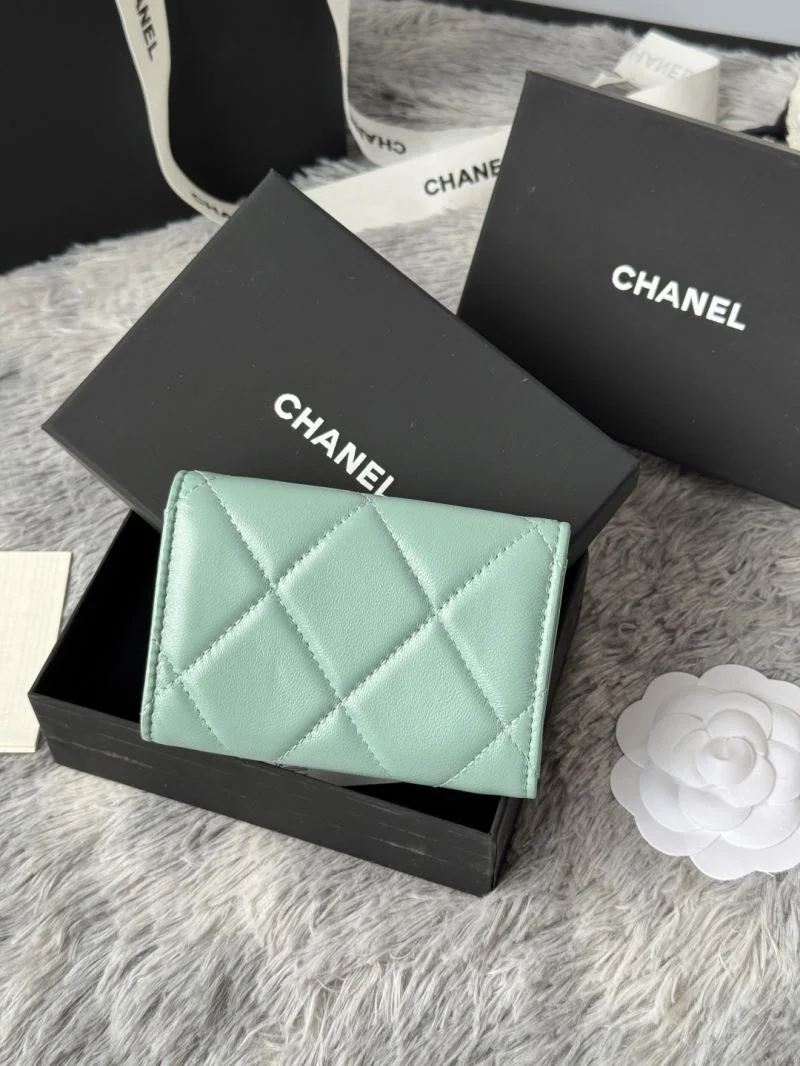 Chanel Wallets Purse FashionForward 52280