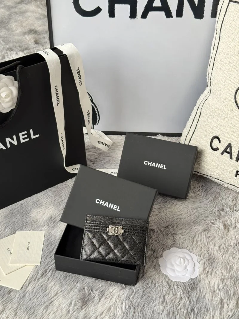 Chanel Wallets Purse Versatile 52241