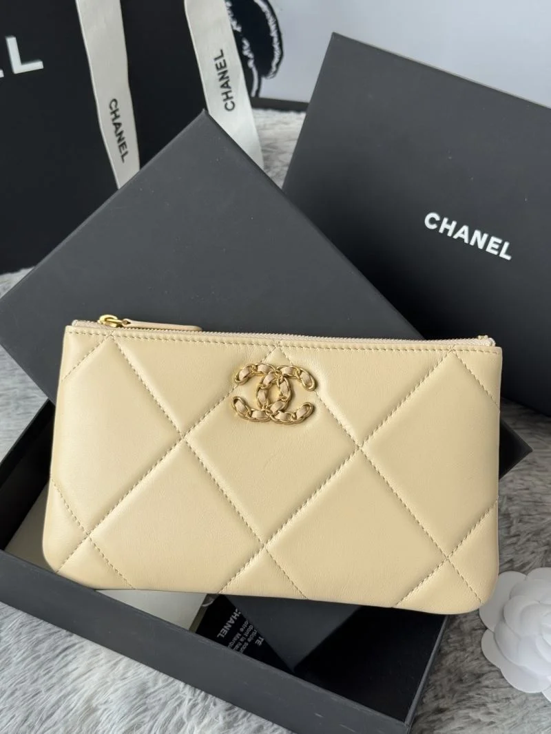 Chanel Wallets Purse Effortless 52235