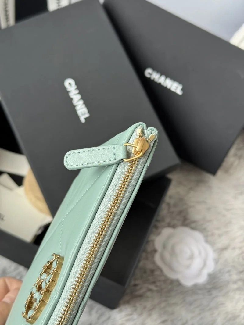 Chanel Wallets Purse FashionForward 52234