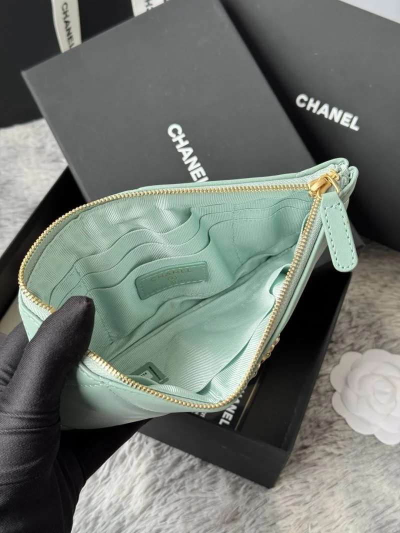 Chanel Wallets Purse FashionForward 52234