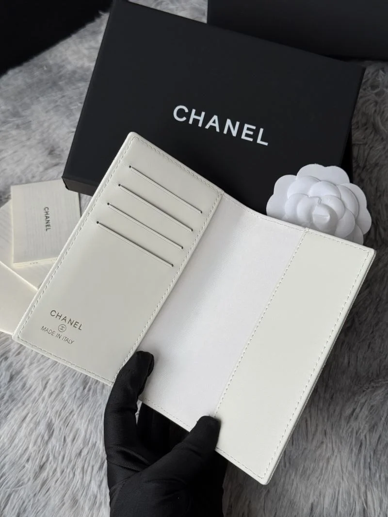 Chanel Wallets Purse Cozy 52135