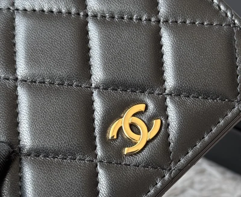Resilient Chanel Wallets Purse 52085