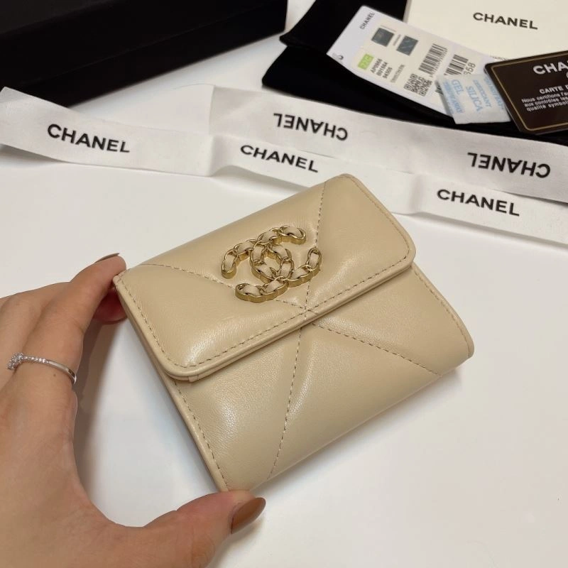 Chanel Wallets Purse EasyCare 66124