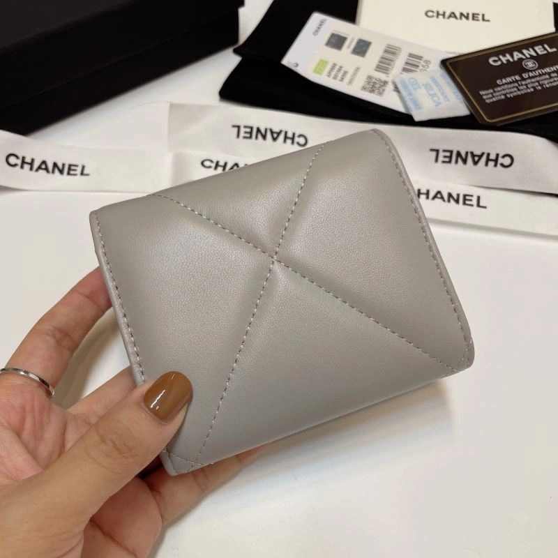 Chanel Wallets Purse Classic 66130