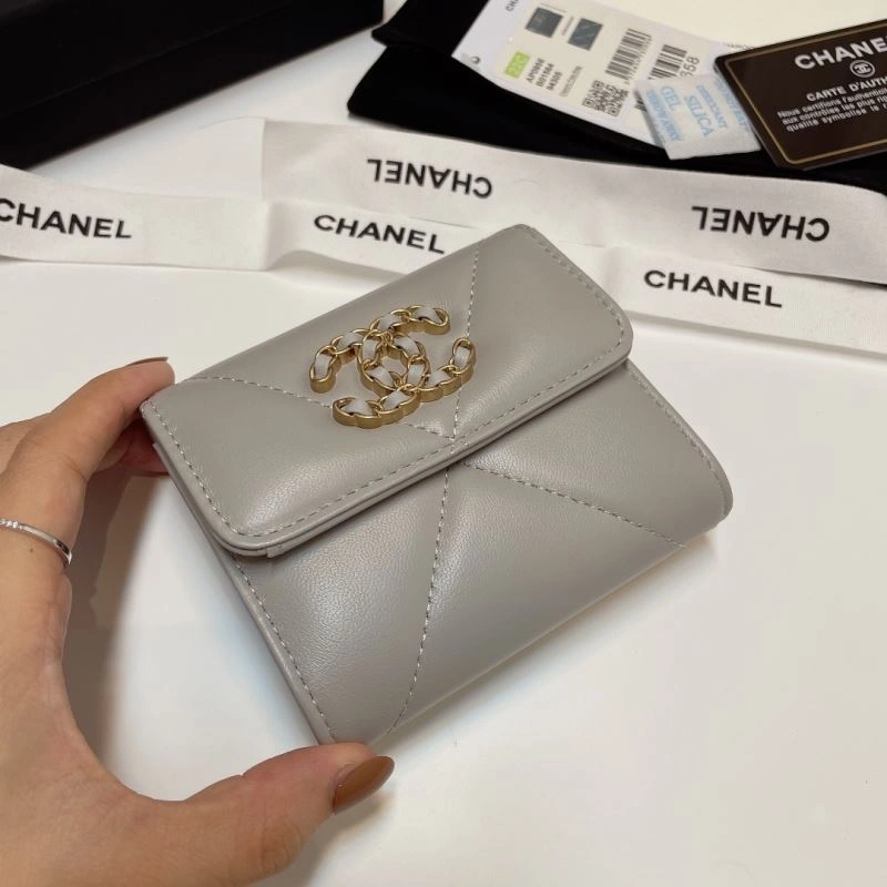 Chanel Wallets Purse Classic 66130