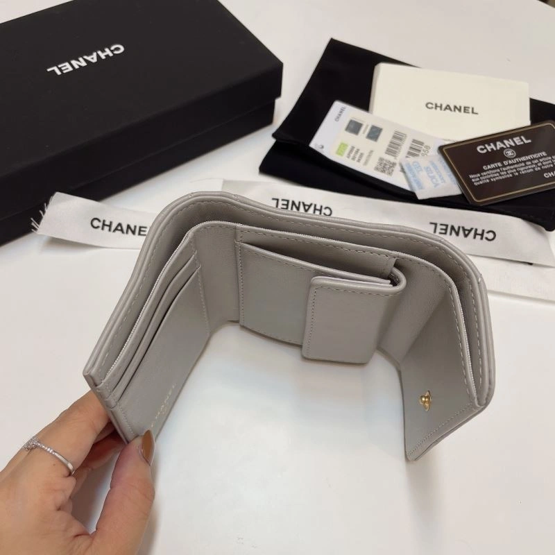 Chanel Wallets Purse Classic 66130