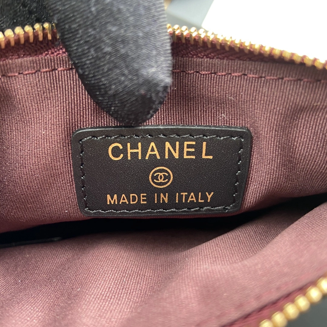 Chanel Wallets Purse Snug 56633
