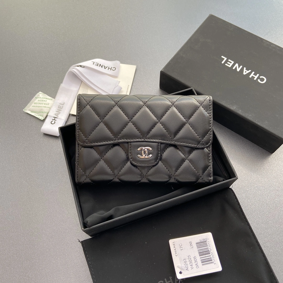 Chanel Wallets Purse Snug 56628