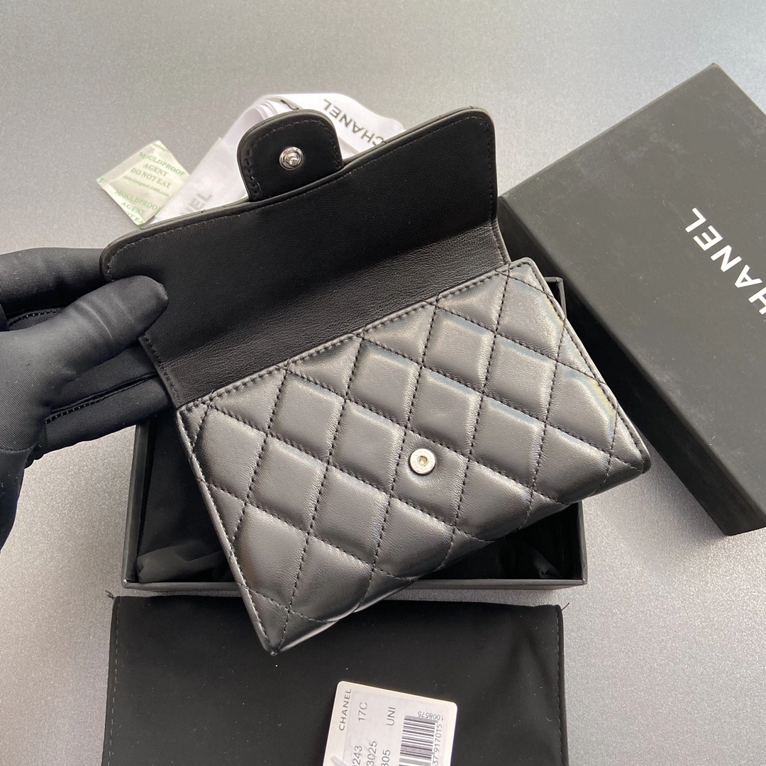 Chanel Wallets Purse Snug 56628