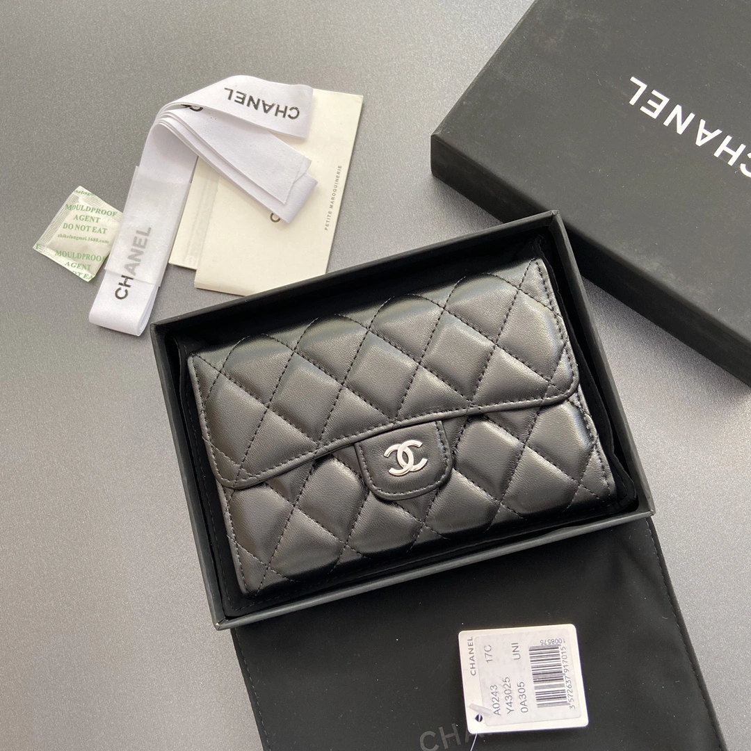 Chanel Wallets Purse Snug 56628