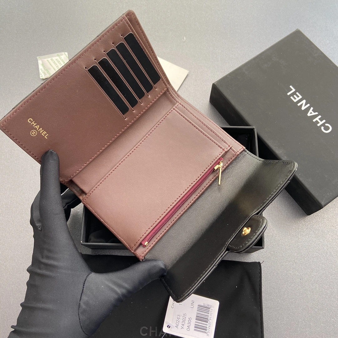 Chanel Wallets Purse OdorResistant 56592