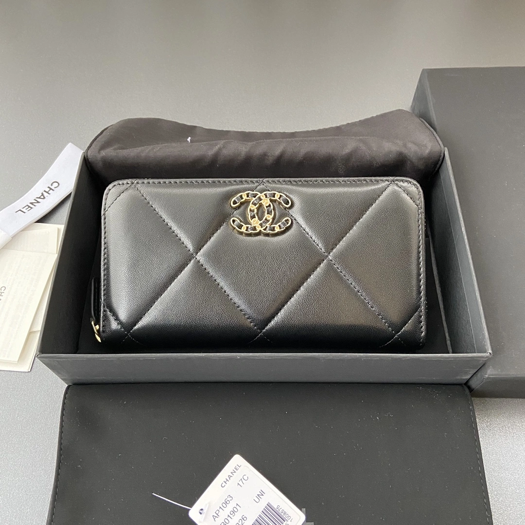 Vibrant Chanel Wallets Purse 56662