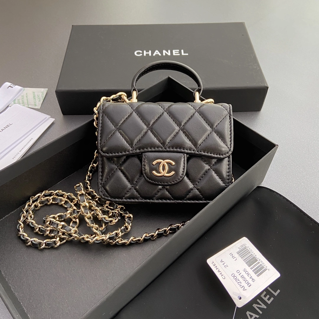 Chanel Wallets Purse Trendsetting 56556