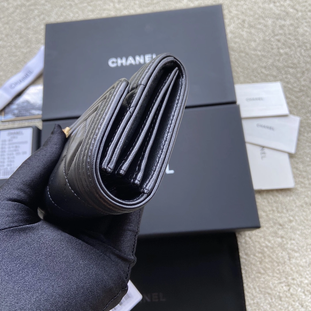 Chanel Wallets Purse FreshLook 56552