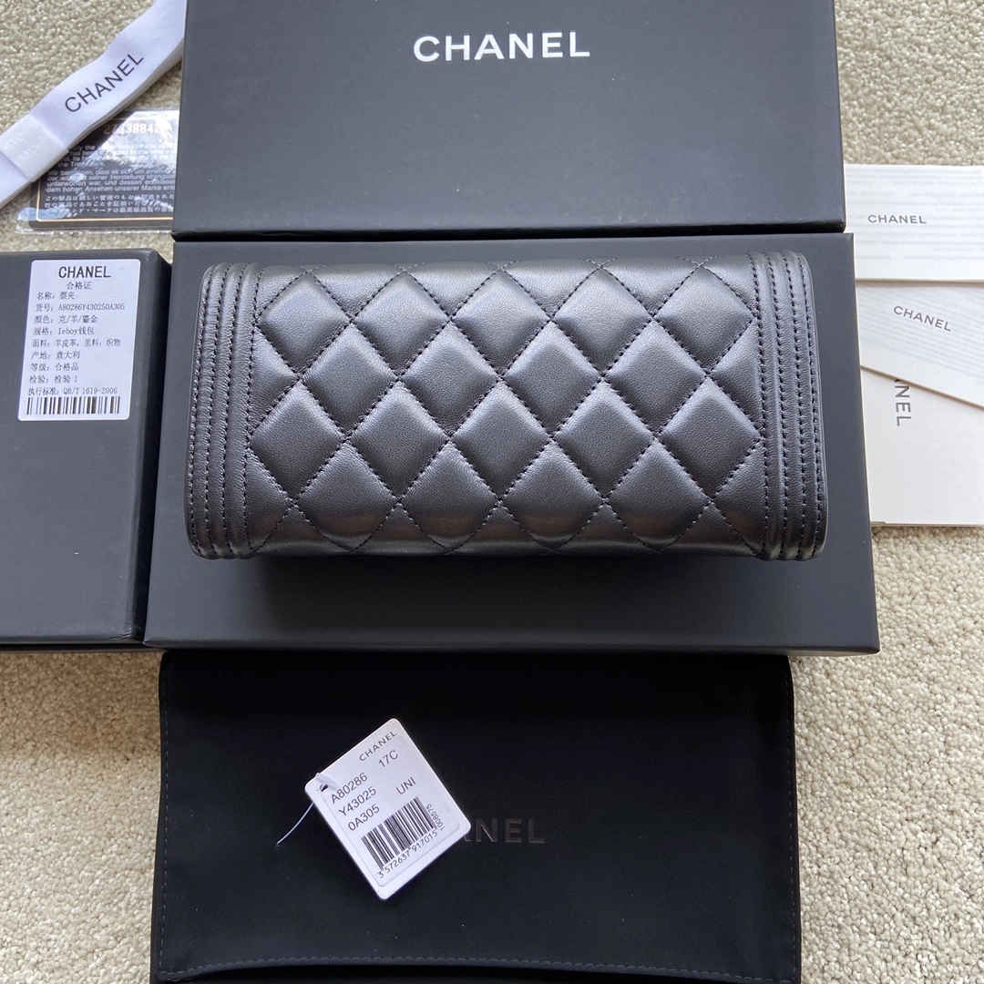 Chanel Wallets Purse FreshLook 56552