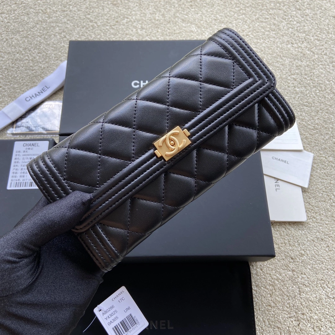 Chanel Wallets Purse FreshLook 56552