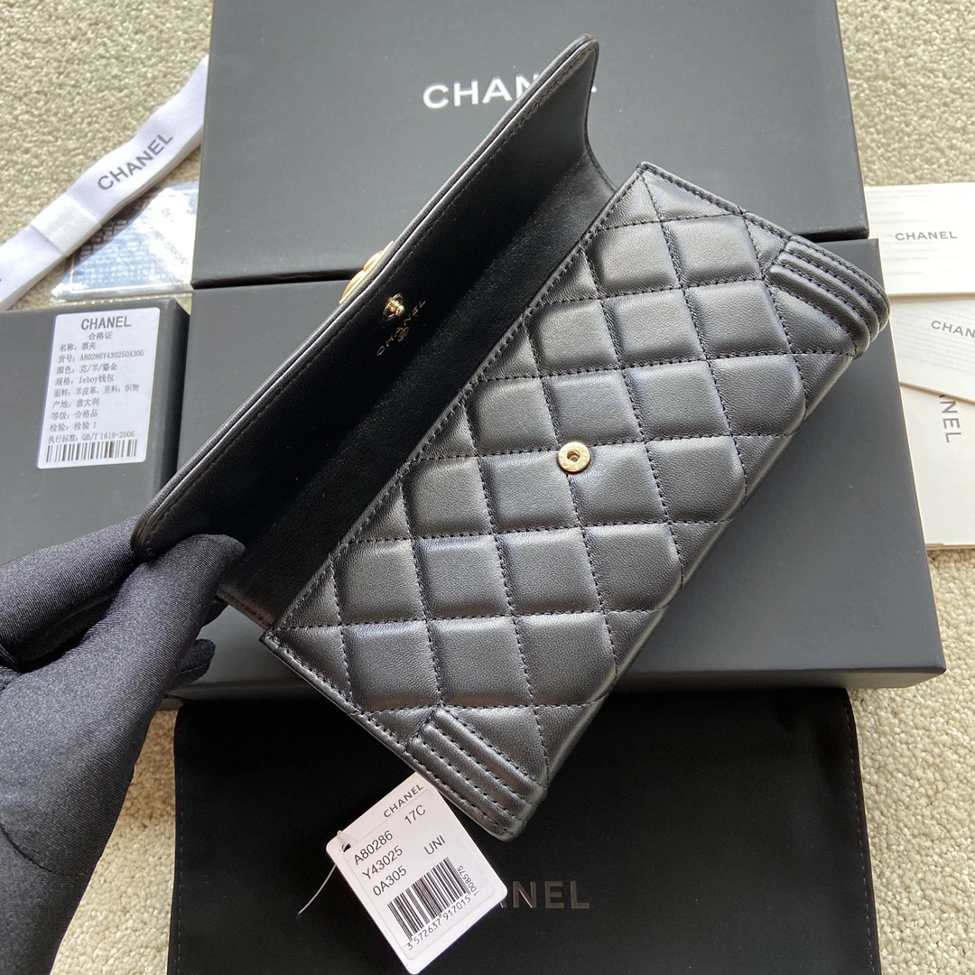 Chanel Wallets Purse FreshLook 56552