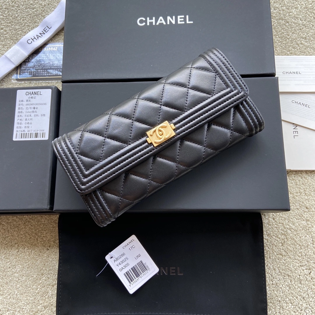 Chanel Wallets Purse FreshLook 56552