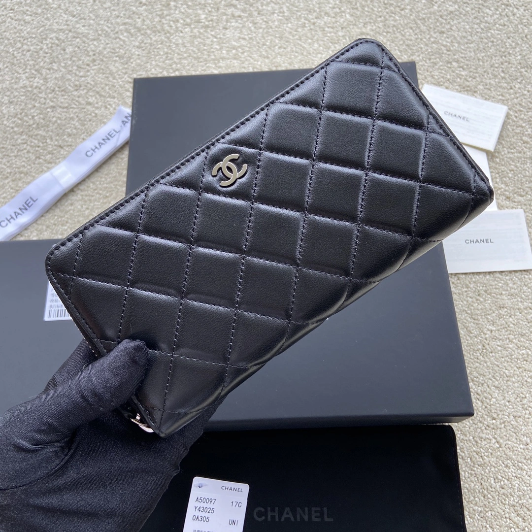 Chanel Wallets Purse EyeCatching 56531