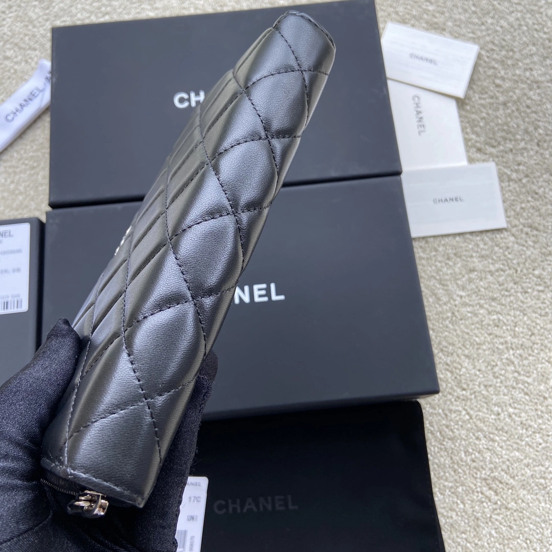 Chanel Wallets Purse EyeCatching 56531