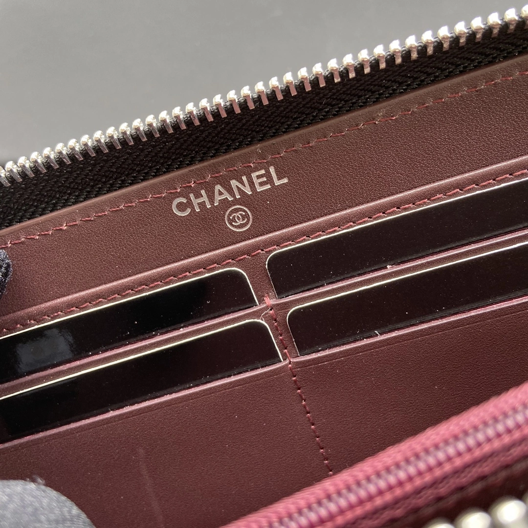 Chanel Wallets Purse EyeCatching 56531