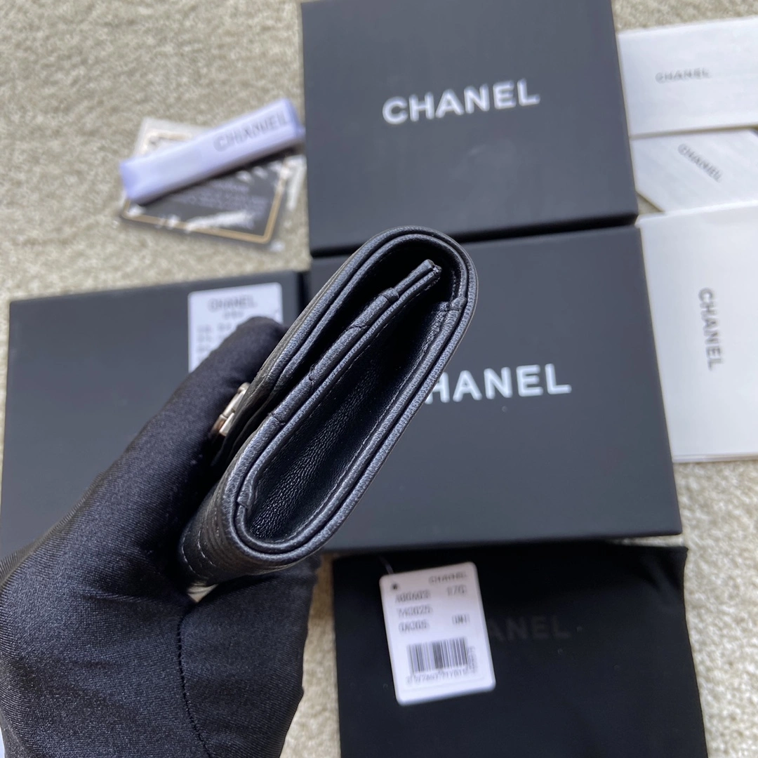 Chanel Wallets Purse Trendsetting 56449