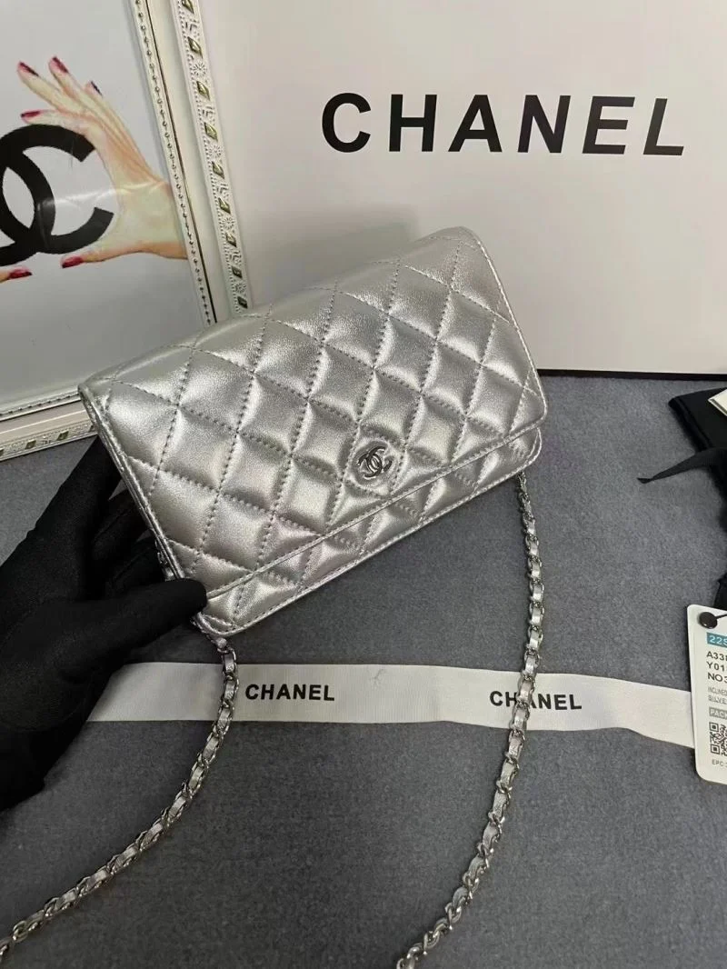 ZipUp Chanel Woc Bags 52106