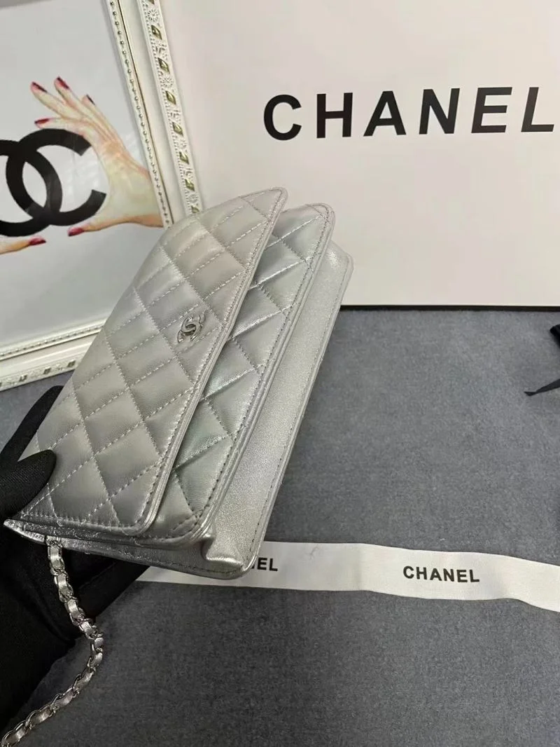 ZipUp Chanel Woc Bags 52106