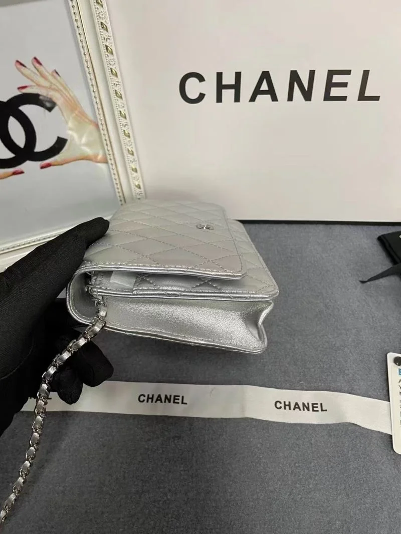 ZipUp Chanel Woc Bags 52106