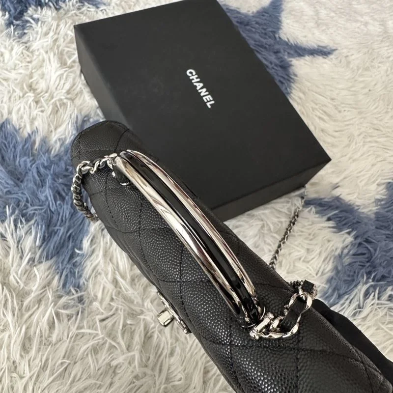 Breathable Chanel Woc Bags 52073