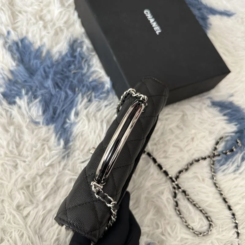 Breathable Chanel Woc Bags 52073