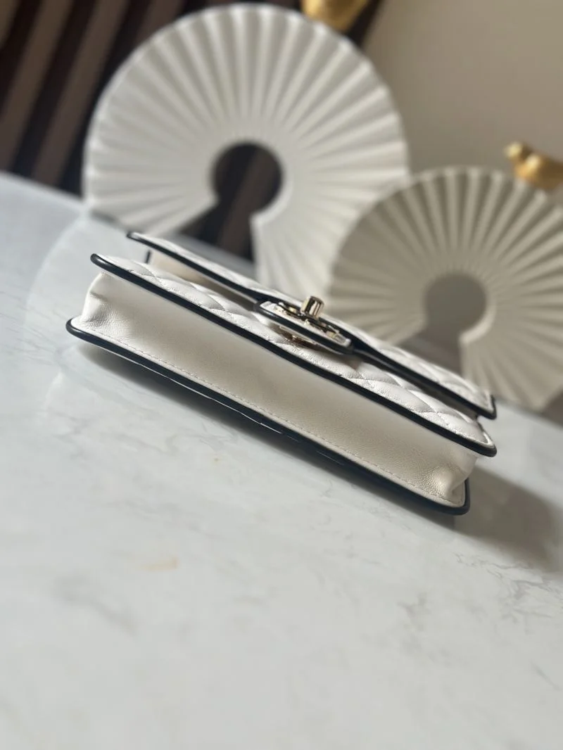 Chanel Woc Bags Lightweight 52015