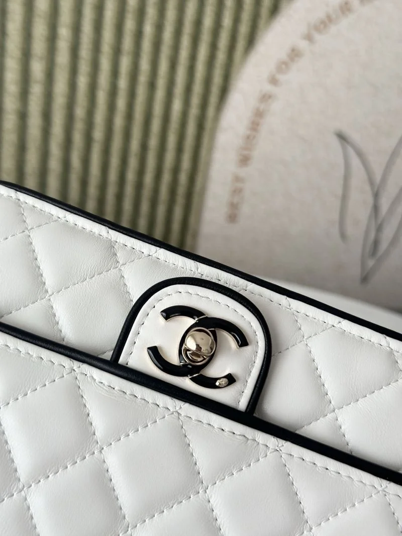 Chanel Woc Bags ComfortFit 52020