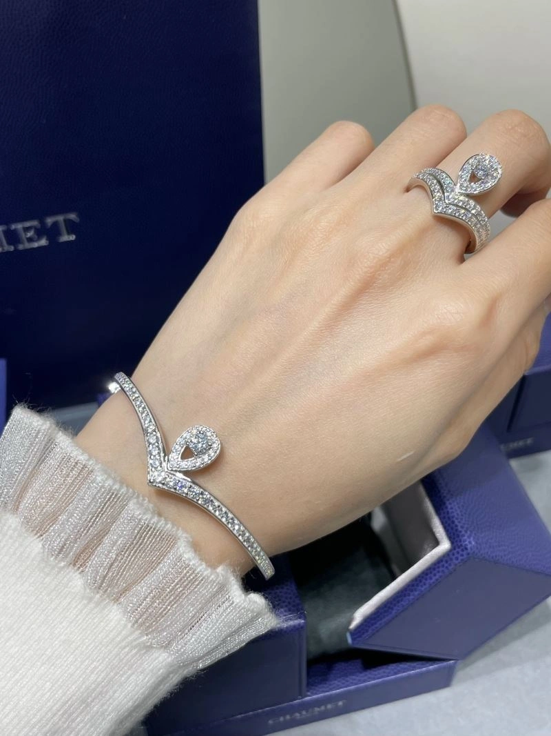 Premium Chaumet Bracelets 212342