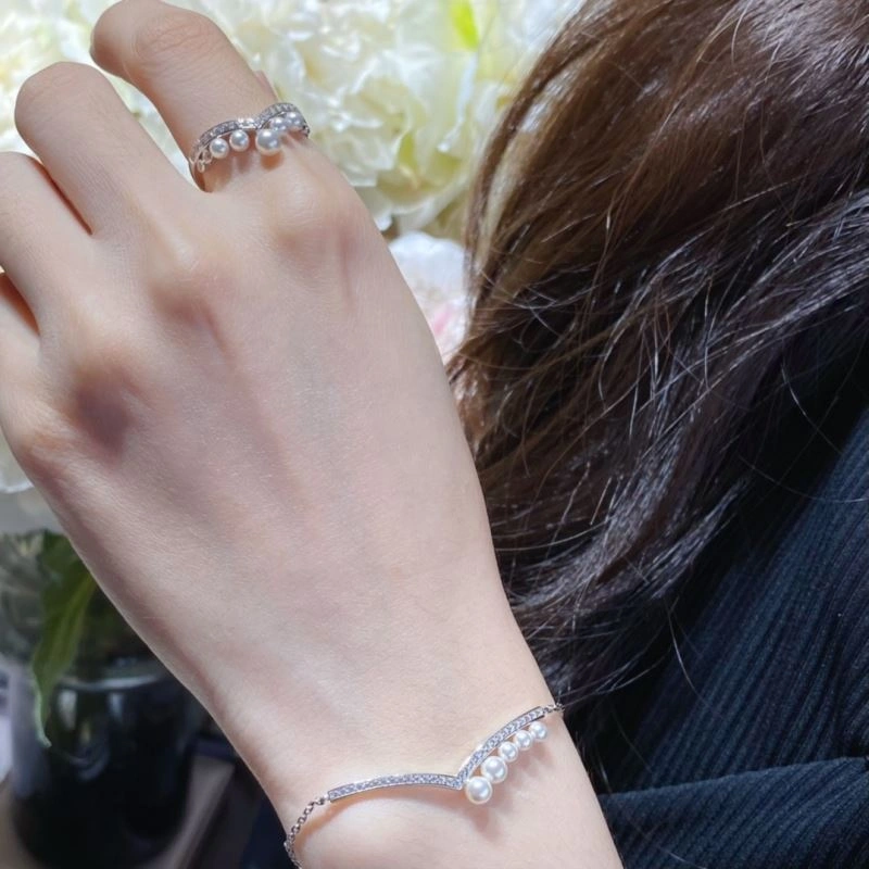 Elegant Chaumet Bracelets 212343