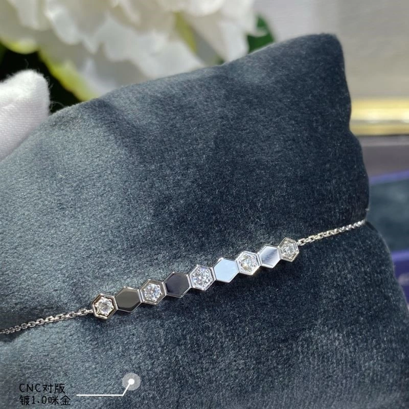 Chaumet Bracelets OnTrend 210005