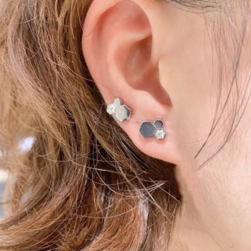 ComfortFit Chaumet Earrings 213551
