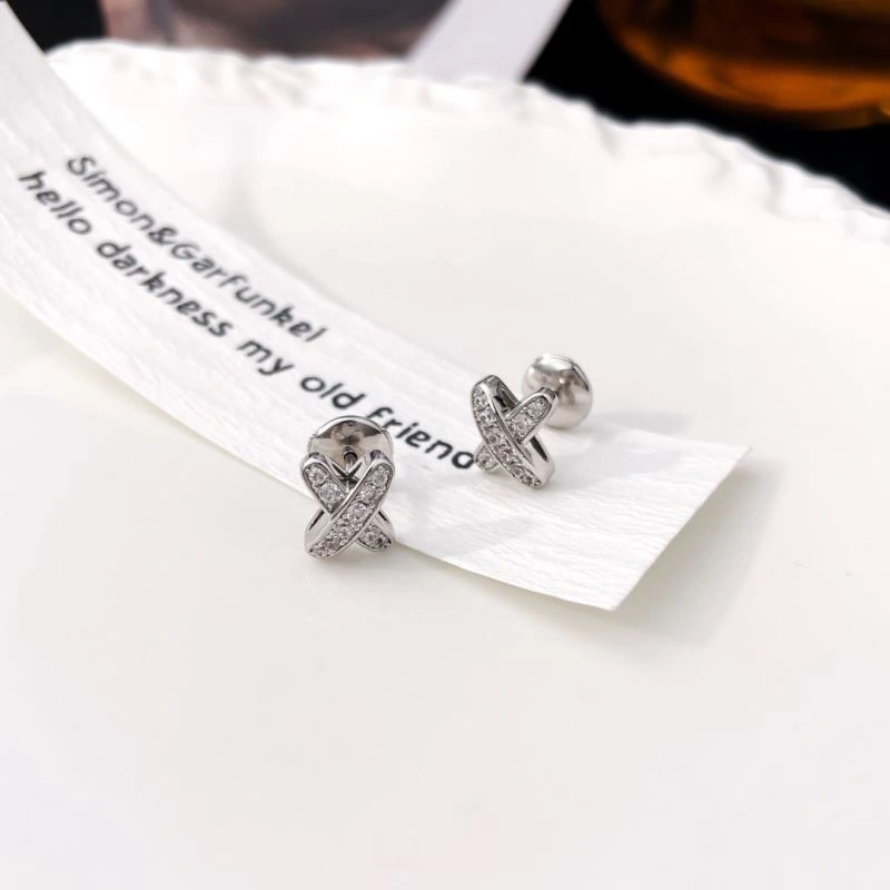 Efficient Chaumet Earrings 213532