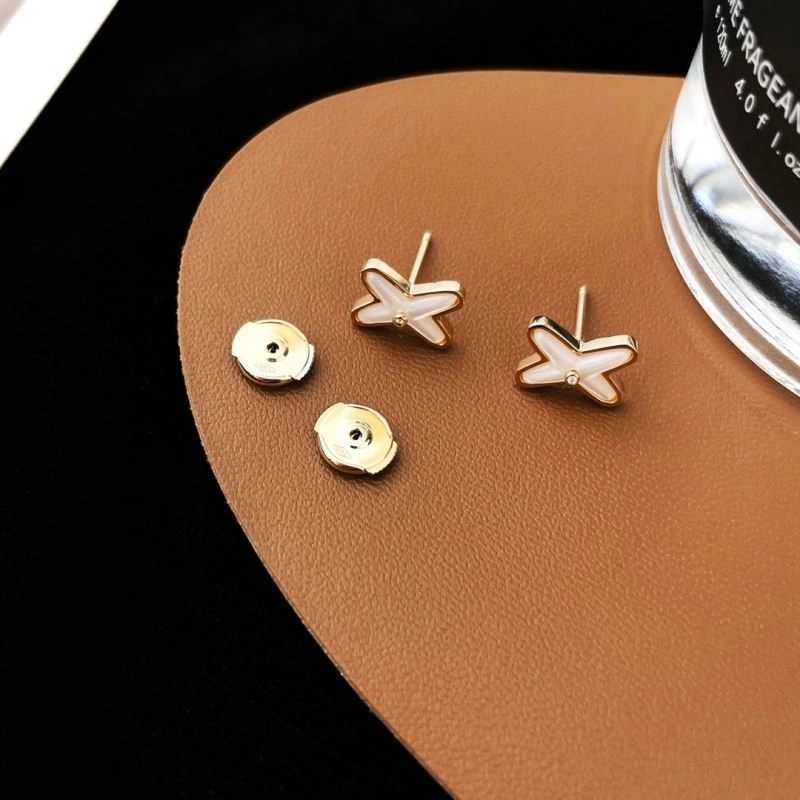 Unique Chaumet Earrings 214654
