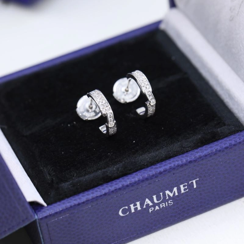 Sporty Chaumet Earrings 214304