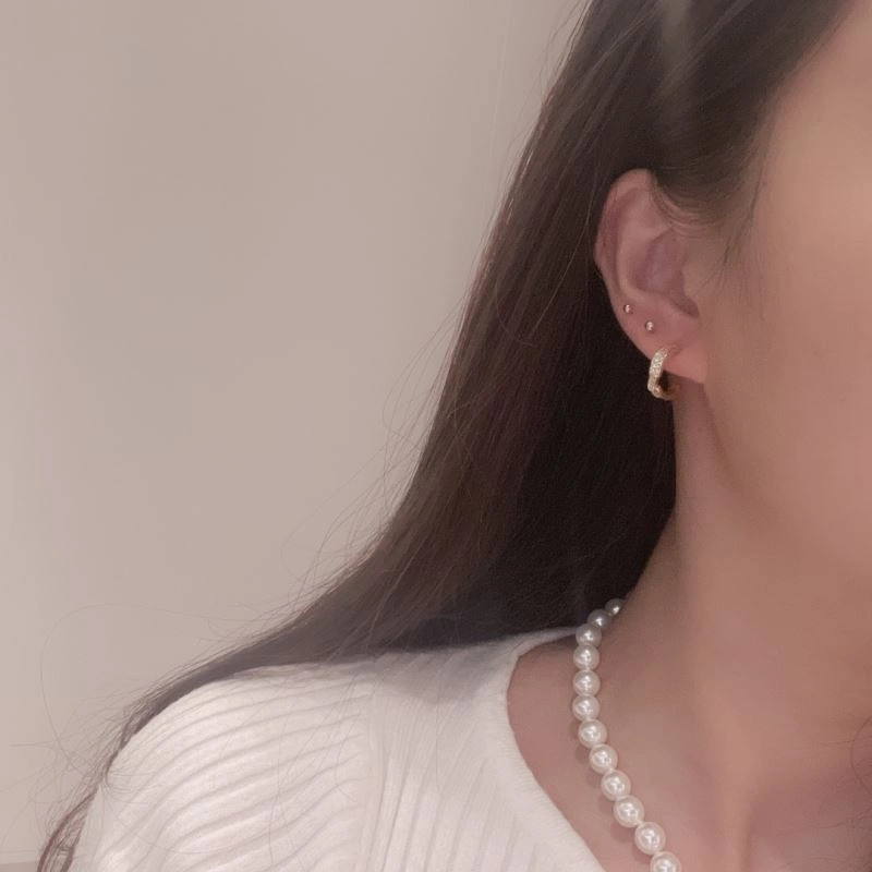 Sporty Chaumet Earrings 214304