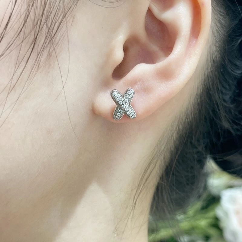 Neat Chaumet Earrings 212326