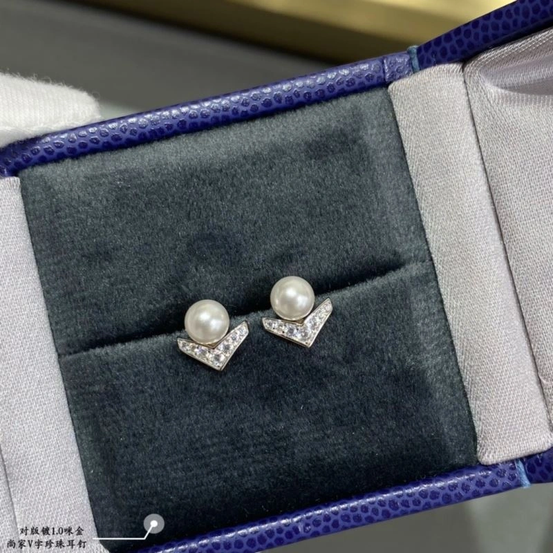 MultiPurpose Chaumet Earrings 212329