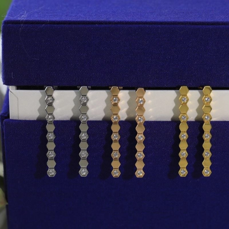 ComfortFit Chaumet Earrings 212323