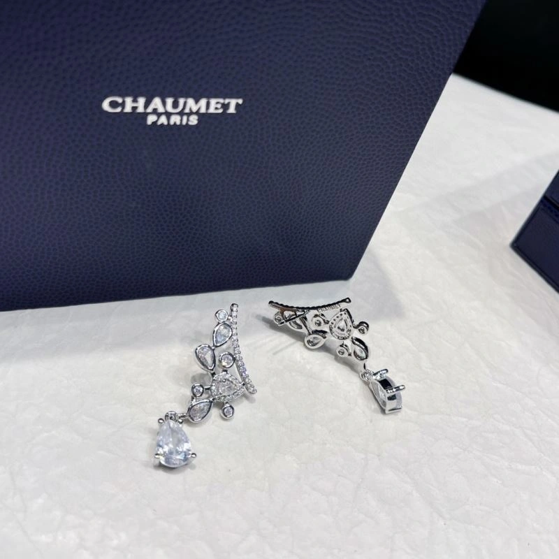 UrbanChic Chaumet Earrings 212325