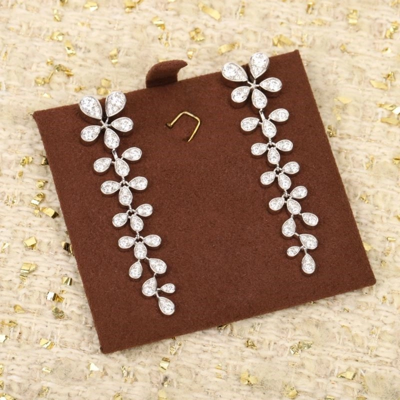 ComfortFit Chaumet Earrings 210869