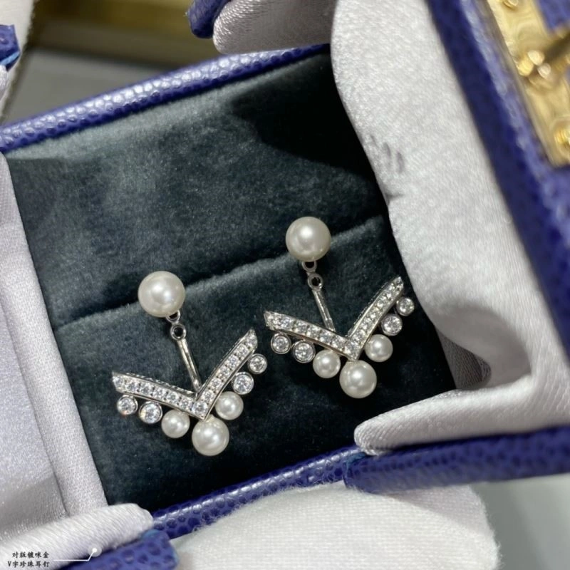 Chaumet Earrings HighQuality 209997